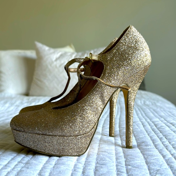 Steve Madden gold platform heels - Picture 1 of 3